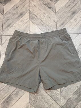 Bear Bottom Men’s Athletic Stretch Elastic Waist Shorts in Gray